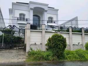 araya 1 lokasi di Surabaya Kota, tersedia melalui melalui situs Olx