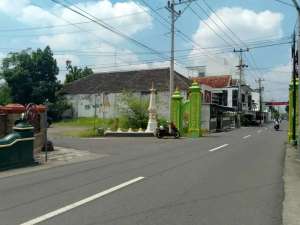 Area Premium tanah Palagan di perumahan Lempongsari dekat Hotel Hyatt lokasi di Yogyakarta Kota, tersedia melalui melalui situs Olx