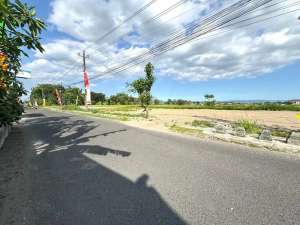 Area Purwomartani Sleman, Tanah Pekarangan Tepi Jalan lokasi di Sleman Kab., tersedia melalui melalui situs Olx