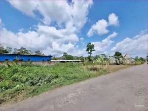 Area Stadion Maguwoharjo Dan Jl. Raya Tajem Tanah Jogja Tepi Jalan SHM lokasi di Sleman Kab., tersedia melalui melalui situs Olx