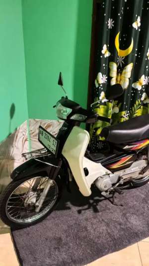 Jual bekas Astrea grand legenda 2,lokasi di  ,Sleman Kab.