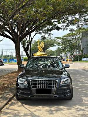 Jual bekas AUDI Q5 SLINE 2.0 QUATRRO 2010,lokasi di Jakarta Barat