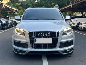 Jual bekas Audi Q7 3.0 TFSI Silver,lokasi di Jakarta DKI