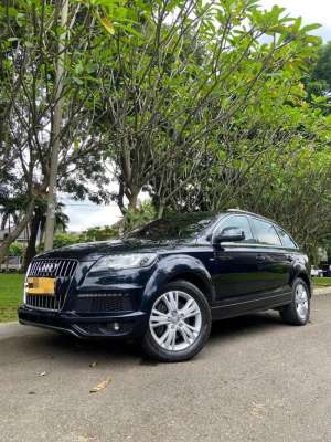 Jual bekas Audi Q7 S-Line Quattro 3.0 2012 Black Hitam 2013 2011 dijual Cepet Bu,lokasi di Jakarta Selatan