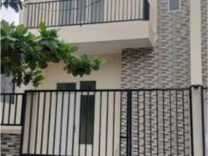 Av11. Dijual Rumah Baru Gunung Anyar Mas Rungkut Surabaya Timur lokasi di Surabaya Kota, tersedia melalui melalui situs Olx