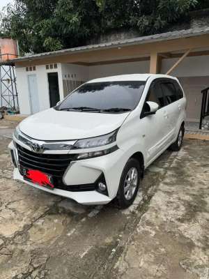 Jual bekas Avanza 1.3 G Matic 2021 PutihKM Rendah 29RBKondisi Istimewa,lokasi di Bogor Kab.