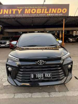 Jual bekas avanza e manual mt model 2023, nik 2022 hitam km low,lokasi di Tangerang Kota