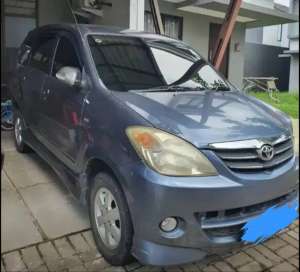 Jual bekas Avanza G AT tahun 2010,lokasi di Tangerang Kab.