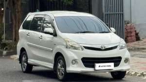 Jual bekas AVANZA VELOZ 1.5 20152014 Bagus Murah Kredit Bekas Surabaya Tangan1,lokasi di Sidoarjo  Kab.