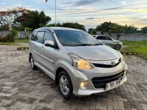 Jual bekas Avanza veloz matic 1.5 2013 pajak on nopol cantik,lokasi di Serang Kota