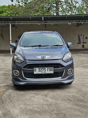 Jual bekas AYLA 1.0 X MT 2014 UNIT ISTIMEWA PAJAK PANJANG LOW KM GRESH,lokasi di Bekasi Kab.