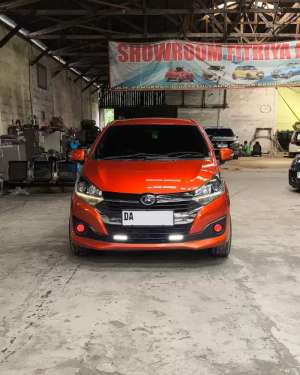 Jual bekas Ayla 1.2 R 2019 MT,lokasi di Banjarmasin Kota