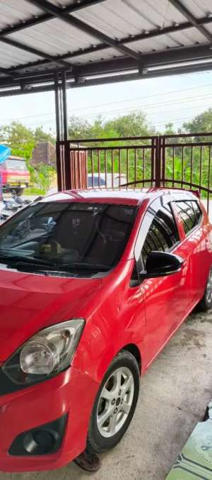 Jual bekas Ayla 2018 Merah,lokasi di Surakarta Kota