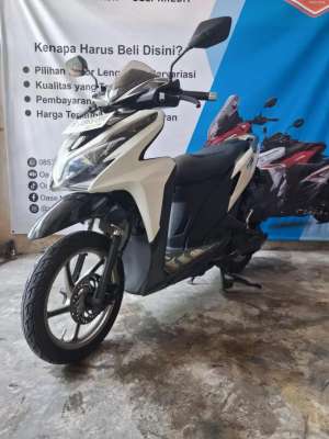 Jual bekas B Honda Vario 125 KZD Old Tahun 2014,lokasi di Tangerang Kota