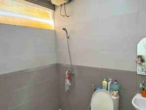 BAGUS, MURAH, SIAP HUNI, KAMAR BESAR BESAR RUMAH MULYOSARI SIAP DINEGO lokasi di Surabaya Kota, tersedia melalui melalui situs Olx