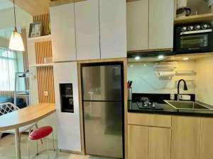 BALE HINGGIL FREE IPL Setahun Apartemen 2BR Raya Merr Full Furnish Japandri lokasi di Surabaya Kota, tersedia melalui melalui situs Olx