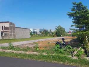 Banyuraden Sleman, Tanah Pekarangan Dekat RS PKU Muhammadiyah Gamping lokasi di Sleman Kab., tersedia melalui melalui situs Olx