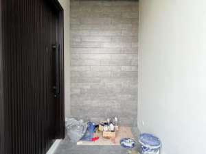 BARU GRESS MEWAHRUMAH MEWAH MANYAR TIRTOASRI KLAMPIS DHARMAHUSADA, 2 LANTAI lokasi di Surabaya Kota, tersedia melalui melalui situs Olx