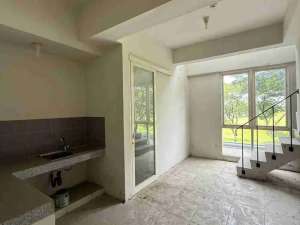 Baru GressDijual Apartemen Royal Cityloft 2 lantai lokasi di Surabaya Kota, tersedia melalui melalui situs Olx