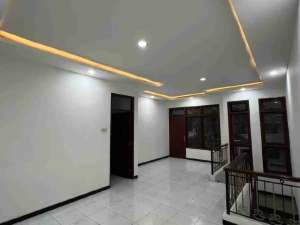 Baru Renovasi Dijual Rumah Siap Huni Perum Villa Kalijudan Indah Surabaya lokasi di Surabaya Kota, tersedia melalui melalui situs Olx