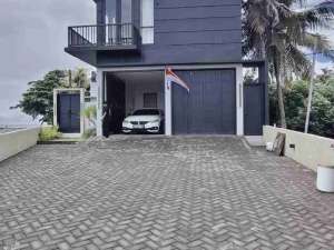 Beachfront Villa Saba with Modern Tropical Style lokasi di Gianyar Kab., tersedia melalui melalui situs Olx