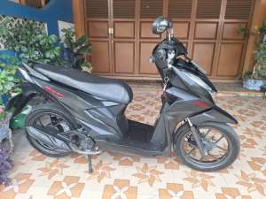 Jual bekas Beat deluxe 2023 siap mudik bisa cashkredit syariah TERMURAH,lokasi di Sleman Kab.