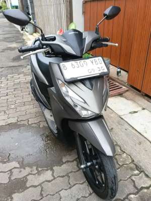 Jual bekas Beat Deluxe Keyless New 2025 Km2Rb Mulus pajak On Panjang,lokasi di Tangerang Selatan Kota