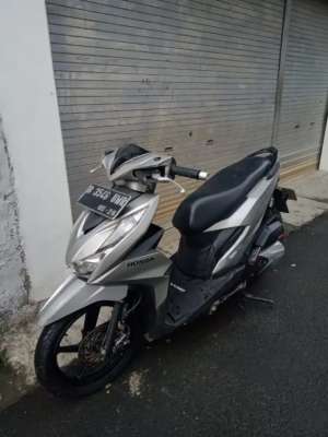 Jual bekas beat deluxe murah meriah,lokasi di Jakarta Barat