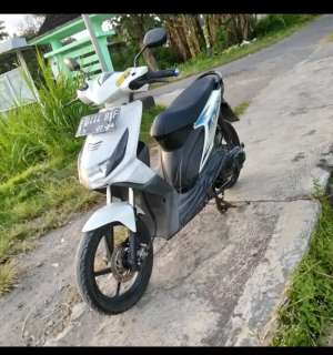 Jual bekas Beat thn 2009 plat B Jakarta,lokasi di Bantul Kab.