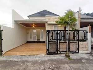 Beli Rumah Sudah All In BiayaSetia Budi Medan SelayangKawasan Elit Security 24 Jam lokasi di Medan Kota, tersedia melalui melalui situs Olx