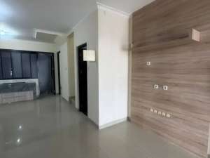 Best Price Rumah Nyaman 90m2 3KT Semi Furnish Bisa KPR Cluster Anthurium Casa Jardin lokasi di Jakarta Barat, tersedia melalui melalui situs Olx