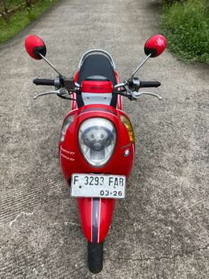 Jual bekas BIAHCASH 9,5 JT SCOOPY SPORTY 2016 F KABUPATEN,lokasi di  ,Bogor Kab.