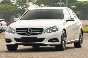 Jual bekas Big Bos Mercedes Benz E250 White Facelift 2014 320i c250 520i,lokasi di Jakarta Selatan