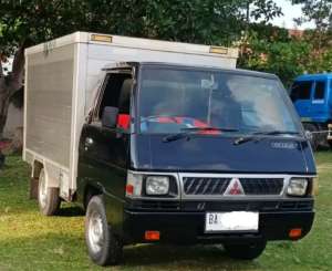 Jual bekas Bismillah... Dijual Mitsubishi L300 Box Th. 2012 NIK 2011,lokasi di Pekanbaru Kota