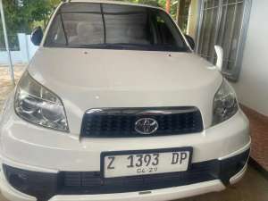 Jual bekas Bissmillah di jual toyota Rush Manual Trd sportivo 2014,lokasi di Garut Kab.