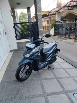 Jual bekas Bissmillah dijual motor Honda beat deluxe 2024 istimewa,lokasi di Jakarta Timur