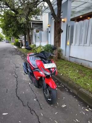 Jual bekas Bissmillah dijual motor Yamaha aerox 2019 istimewa,lokasi di Jakarta Timur