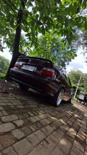 Jual bekas BMW 318i 1996 Bensin,lokasi di Jakarta Selatan