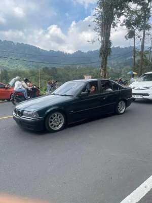 Jual bekas BMW 318i 1997 Bensin,lokasi di Bogor Kota