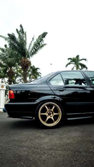 Jual bekas BMW 318i 1997 Bensin,lokasi di  