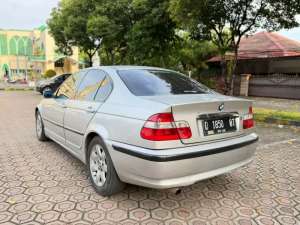 Jual bekas Bmw 318i E46 automatik 2003,lokasi di Jakarta Timur