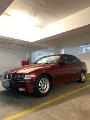 Jual bekas BMW 320i 1994 Bensin,lokasi di Surabaya Kota