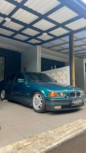 Jual bekas BMW 320i 1995 Bensin,lokasi di  ,Bekasi Kota