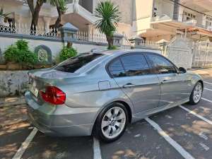 Jual bekas BMW 320i 2005 Bensin,lokasi di Jakarta Selatan