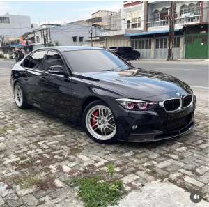 Jual bekas BMW 320i 2013 Bensin,lokasi di Medan Kota