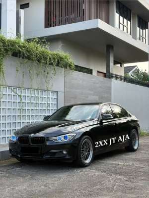 Jual bekas BMW 320i 2015 Bensin,lokasi di Jakarta Barat