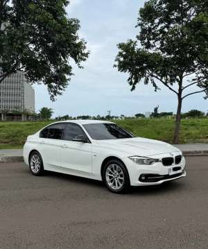 Jual bekas BMW 320i 2016Pajak On Nov 2026TerawatSiap Pakai,lokasi di  ,Tangerang Kab.