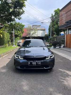 Jual bekas BMW 320I CKD AT THN 2020 KM 1 RB PERAK,lokasi di Bandung Kota