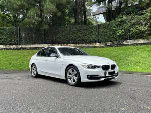 Jual bekas BMW 320i F30 2015,lokasi di Tangerang Kota