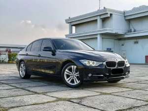 Jual bekas BMW 320i F30 Sport AT 2014,lokasi di Depok Kota